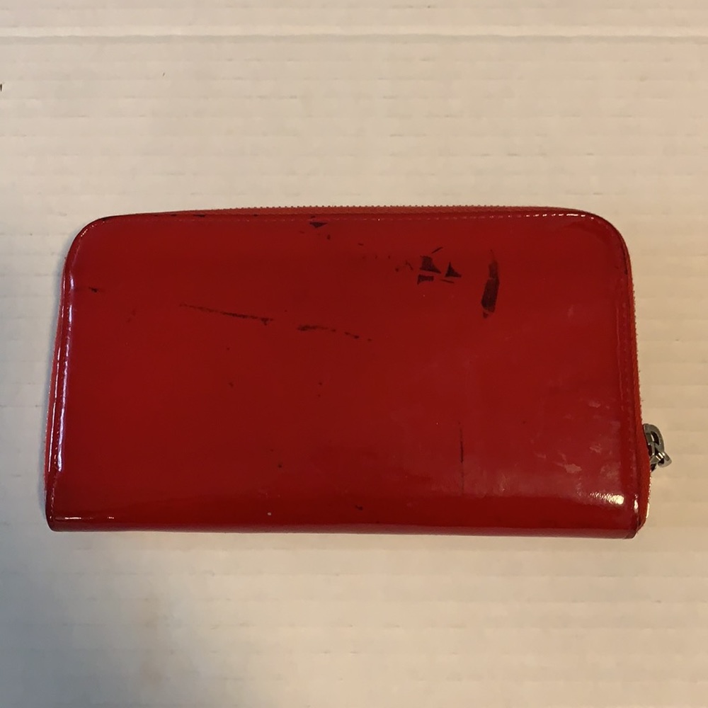 Preowned Miu Miu Red Patent Leather Crystal Wallet - image 6